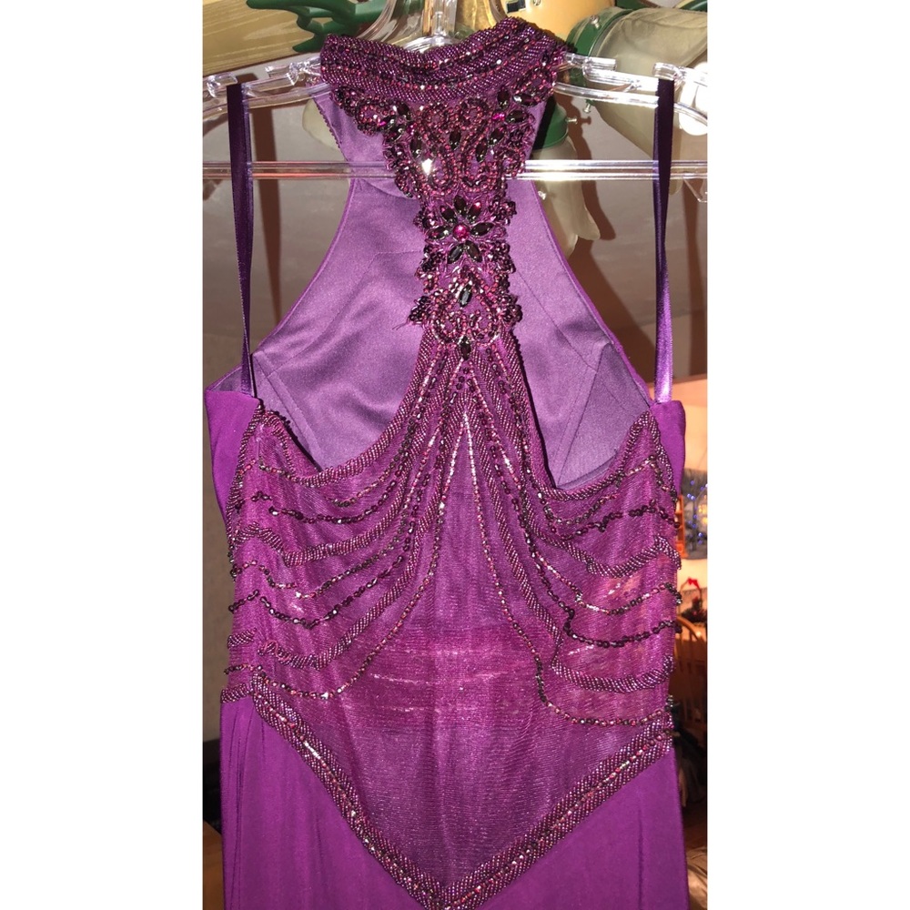 I Wore It Once For Prom, Not Going To Use It Again - image 4